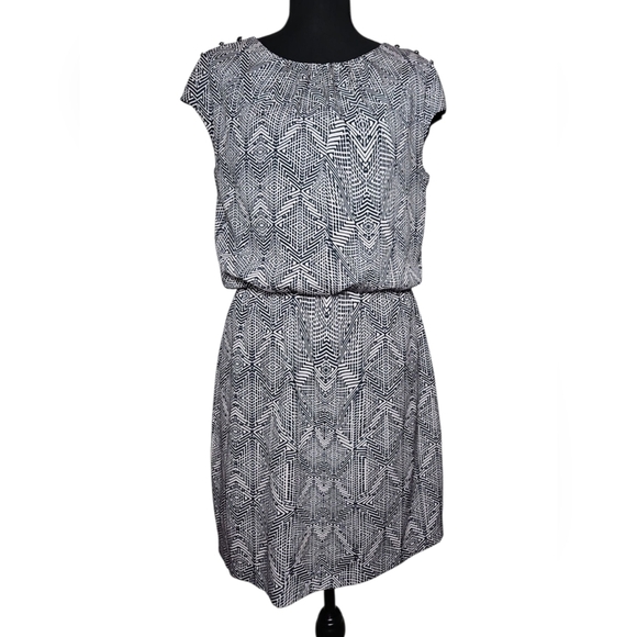 Guess Black & Cream Flutter Sleeve Mini Dress Size 6 - Picture 7 of 10